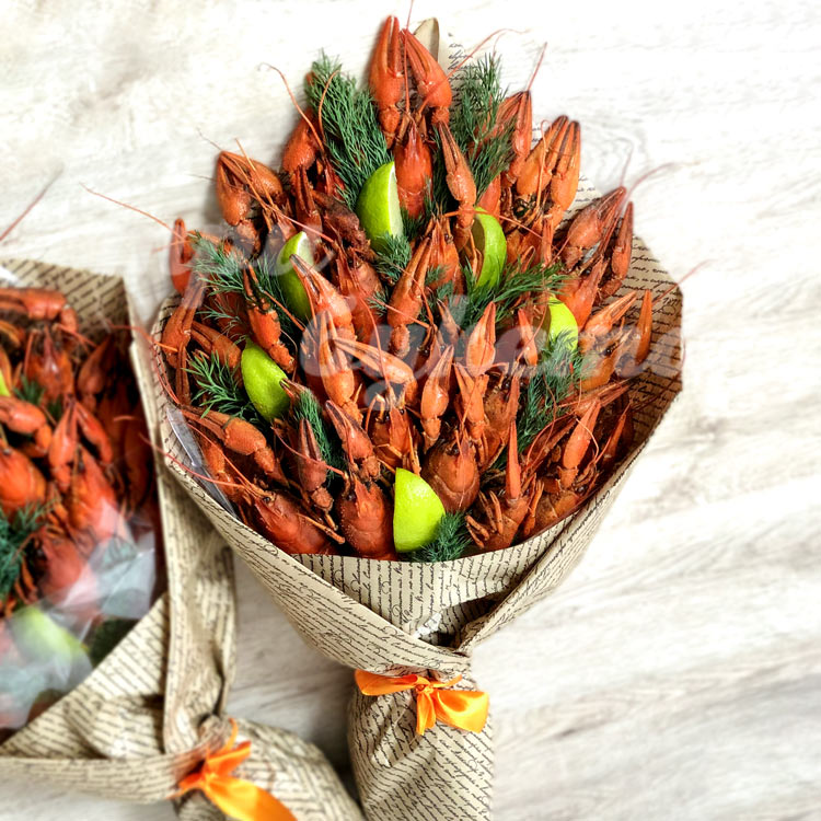Букет раков с лаймом и укропом